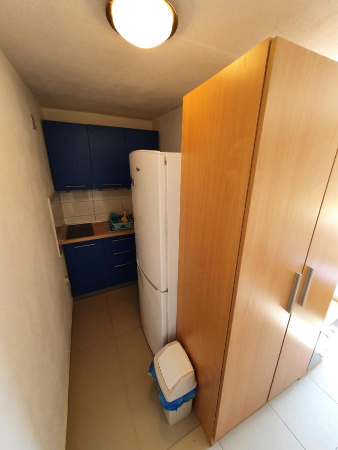 Apartments Dario ロバニスカ エクステリア 写真