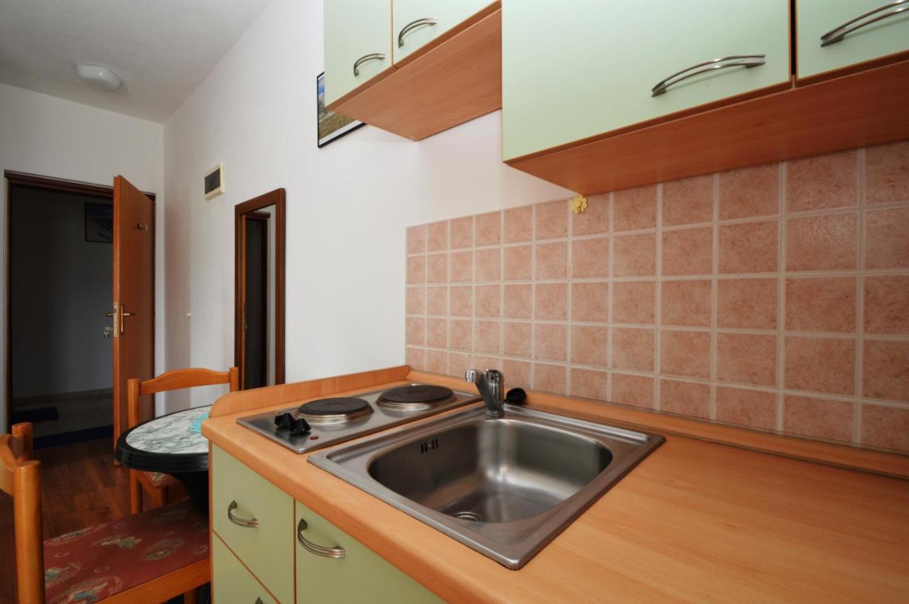 Apartments Dario ロバニスカ エクステリア 写真